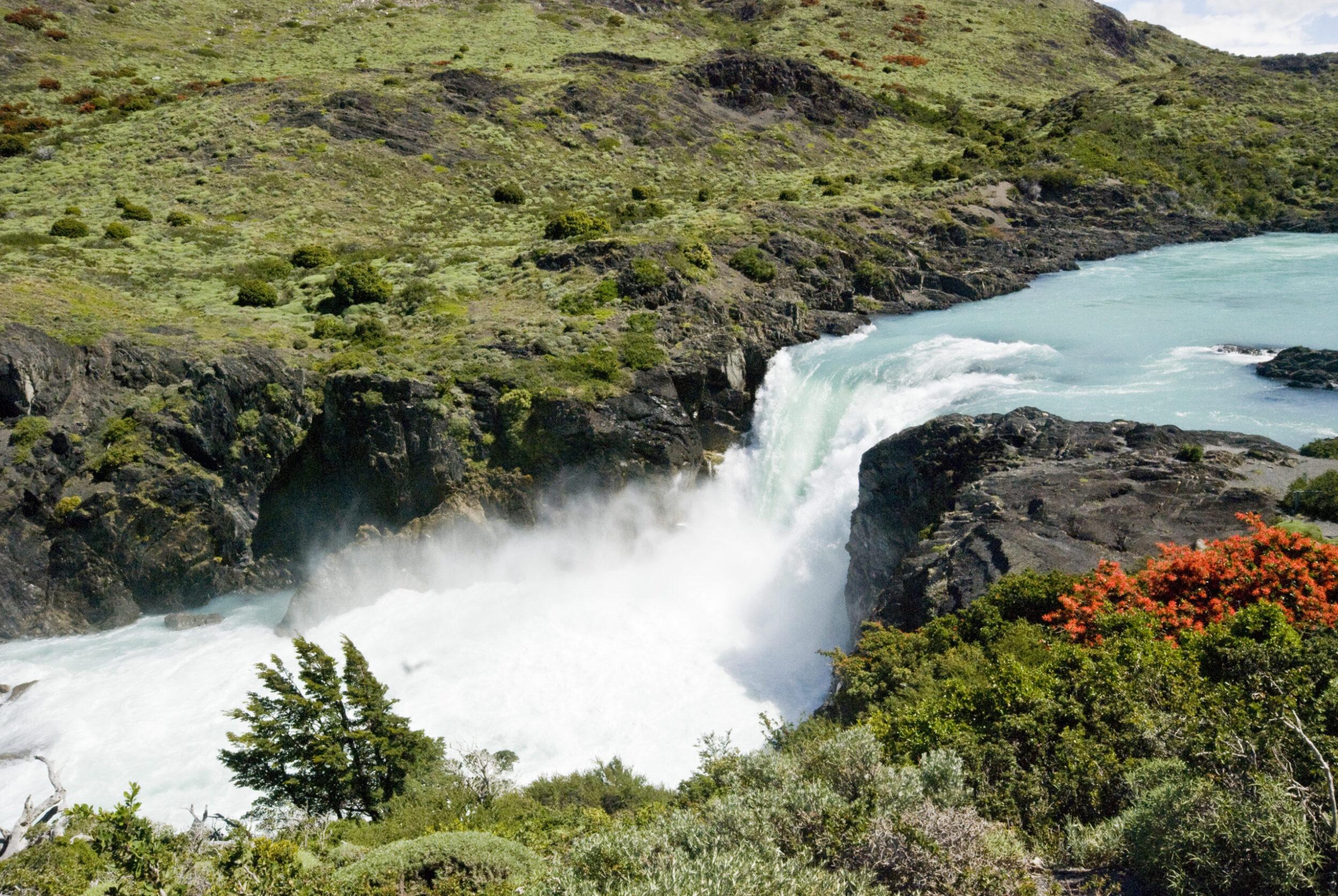 Водопад сальто Гранде в Южной Америке