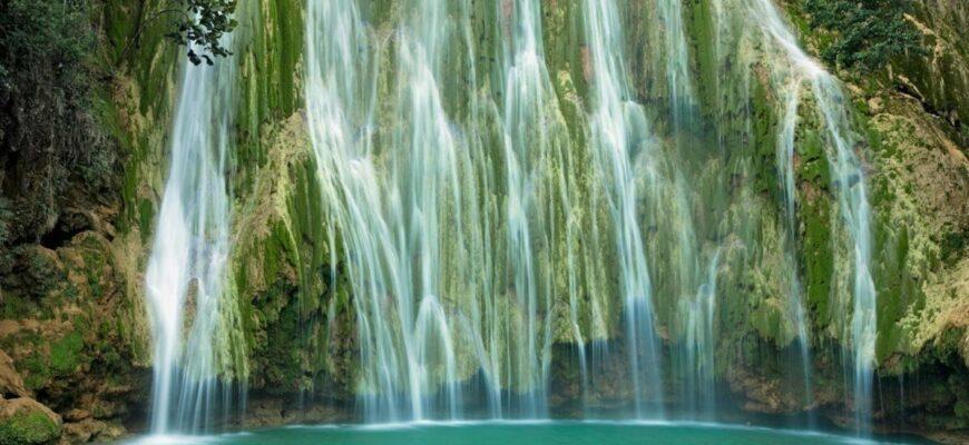 Фото водопада Эль Лимон в доминикане