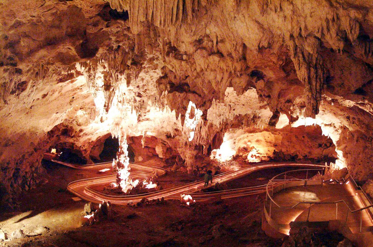 Фото пещеры внутри
