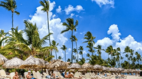 playa dominicana acento e1634048670731